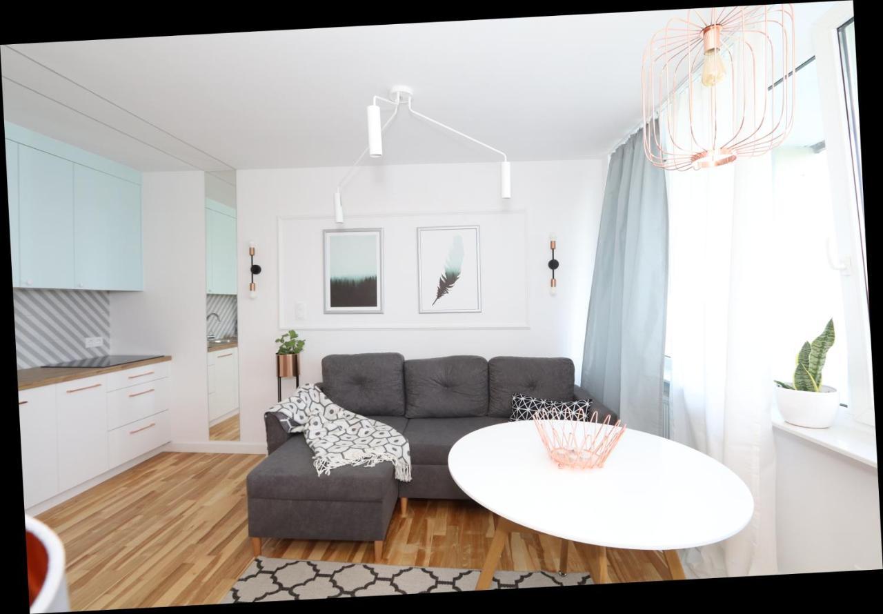 Romaszewskiego Zoliborz Bedroom Pokoj Metro Varşova Dış mekan fotoğraf