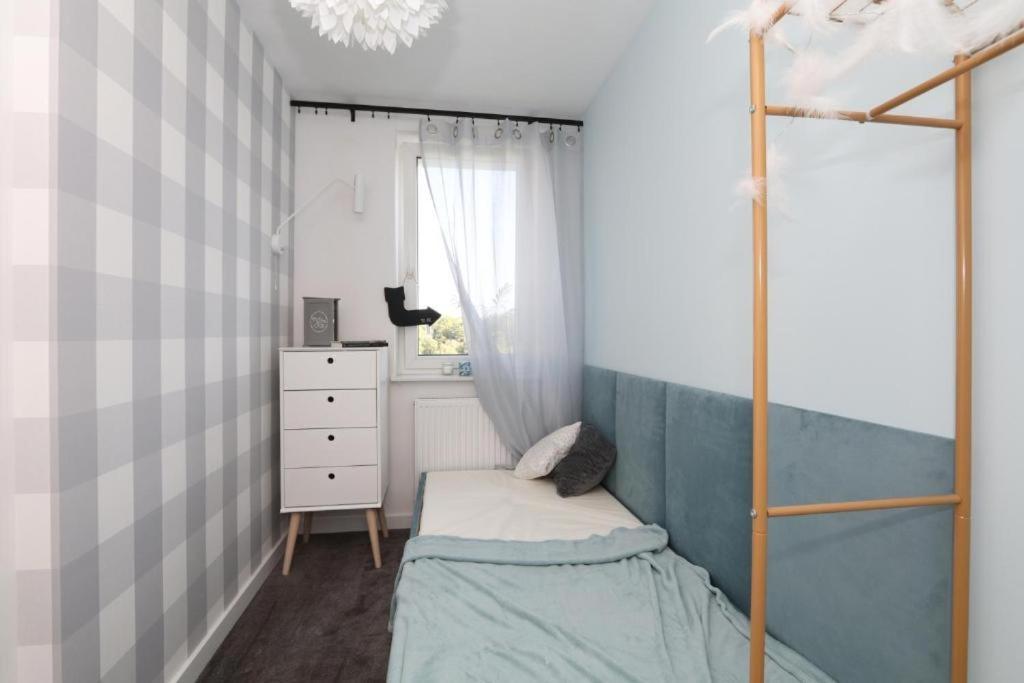 Romaszewskiego Zoliborz Bedroom Pokoj Metro Varşova Dış mekan fotoğraf